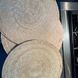 Set of 8 Crate & Barrel Round Raffia Placemats